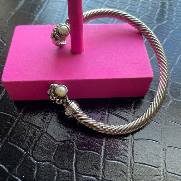 Twisted Cable Cuff Faux Pearl Bracelet Silver Tone, Rhinestones / Faux Pearls - Picture 4 of 10